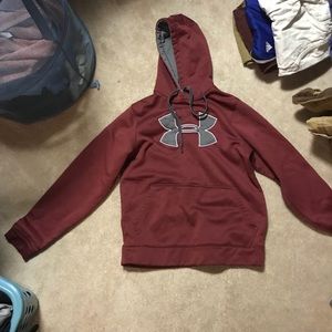 Men’s Small Under Armour Hoodie